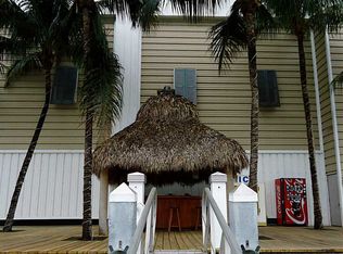 90 N Bryan Rd, Dania, FL 33004