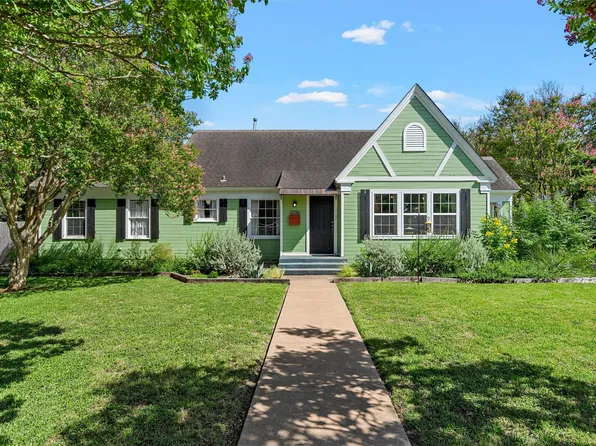 2730 Live Oak Ave, Waco, TX 76708