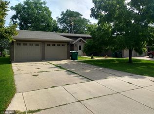 505 School Rd NW, Hutchinson, MN 55350