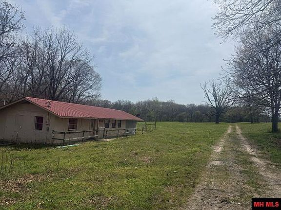 3rd image of 245 Hay Meadow Ln