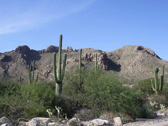 4th image of 2134 E Desert Garden Dr