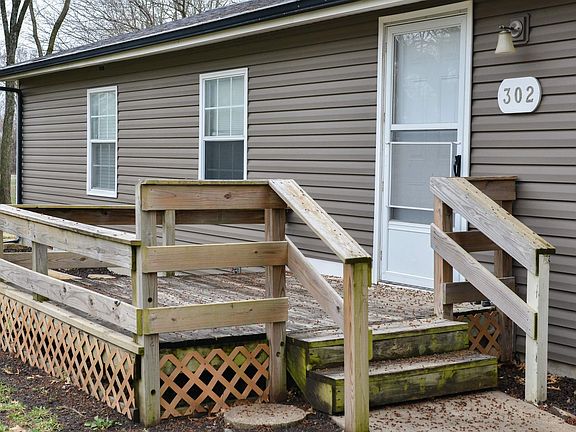 2nd image of 302 7th St