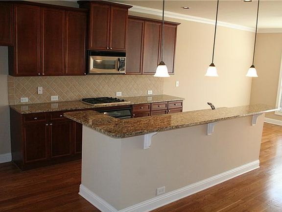 2nd image of 10934 Gallier St