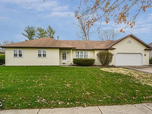 405 Prairie Ln photo 1