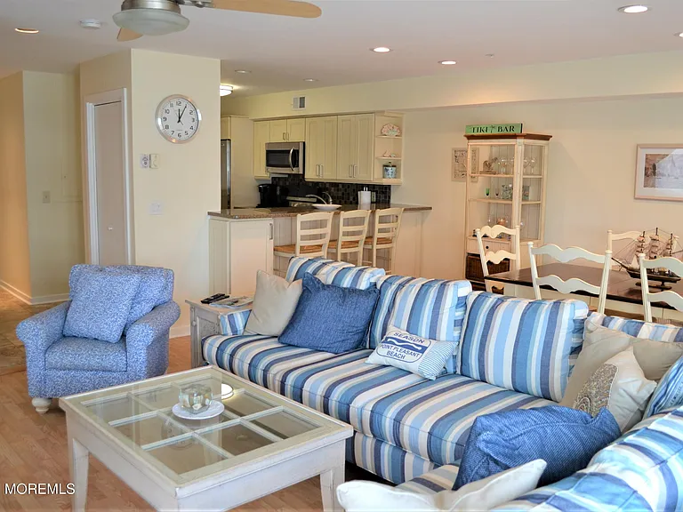 900 Ocean Ave #29 — Photo 21
