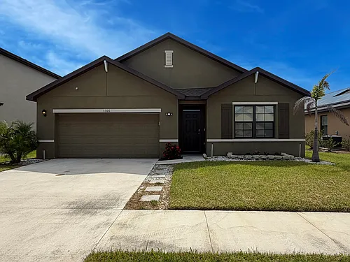5306 Entertainment Way Photo 1