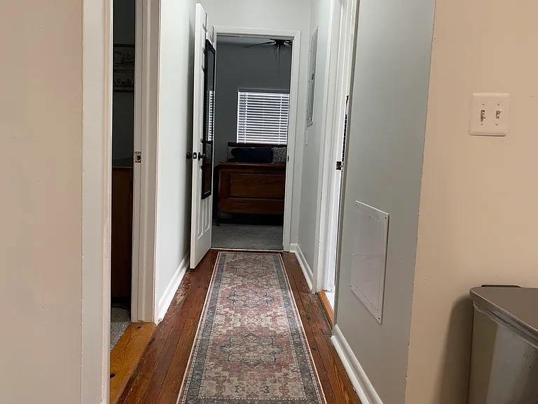 3607 Oak St #4 — Photo 21