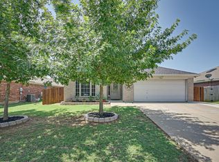 1361 Meadowbrook Ln, Crowley, TX 76036