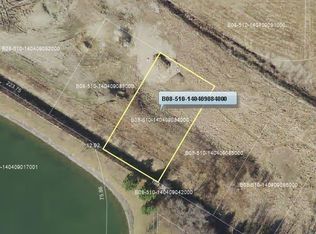 951 Heather Ct, Bowling Green, OH 43402