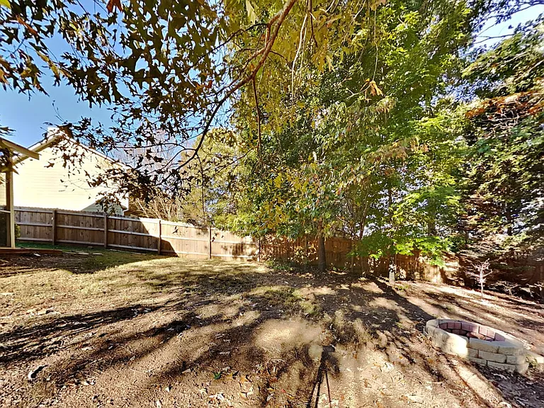 3718 Cherokee Overlook Dr — Photo 19