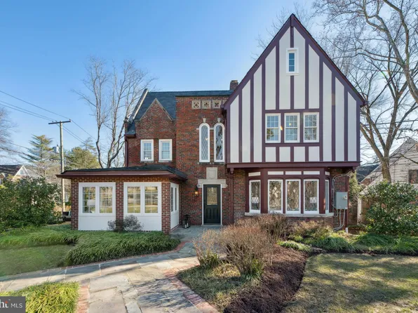 4828 Linnean Ave NW, Washington, DC 20008