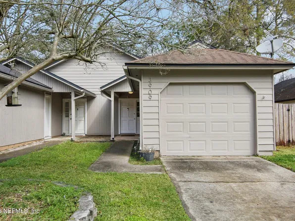 3909 WINDRIDGE Court, Jacksonville, FL 32257