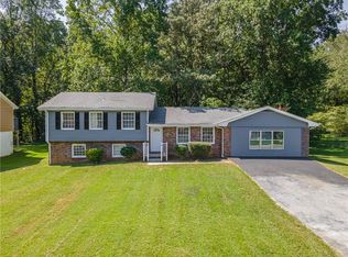6811 Maddox Rd, Morrow, GA 30260