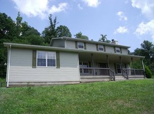 2797 Little Hardwicks Creek Rd, Clay City, KY 40312