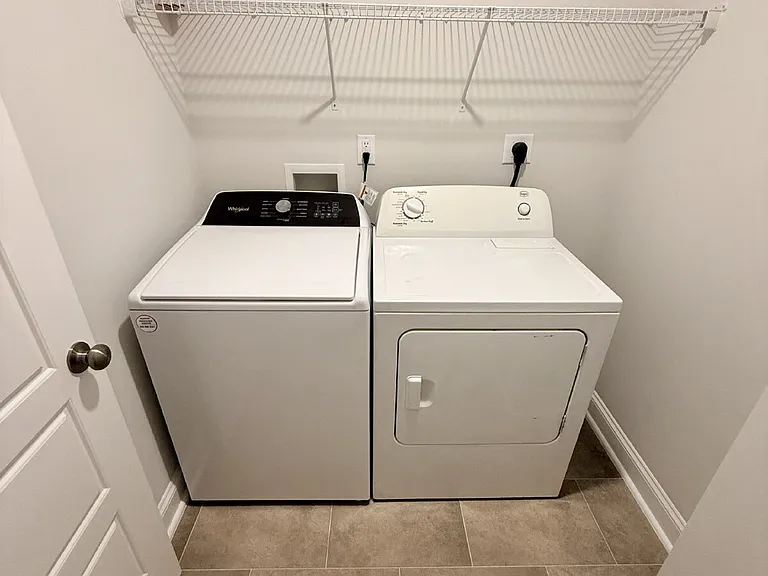 227 Flying Bolt Dr — Photo 17