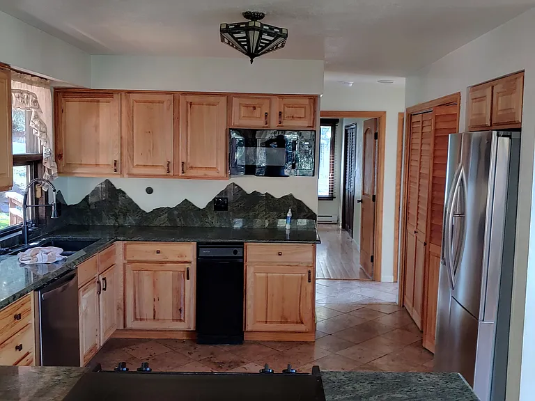 8281 Grizzly Way — Photo 17