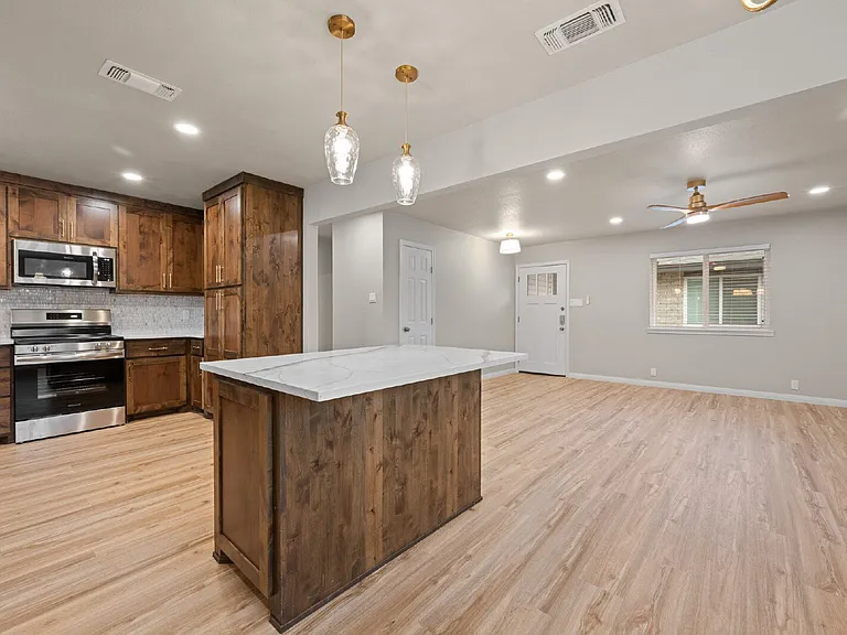 4310 Gorman Dr — Photo 15