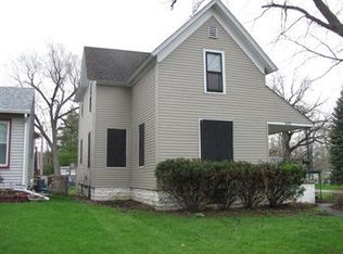 1092 S Osborn Ave, Kankakee, IL 60901