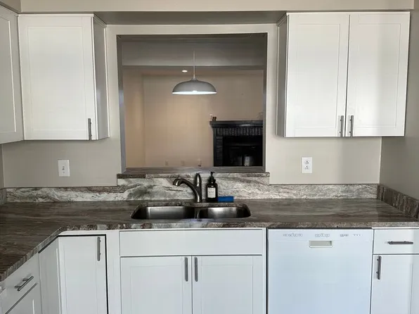 2308 Sandollar Ct, Virginia Beach, VA 23451