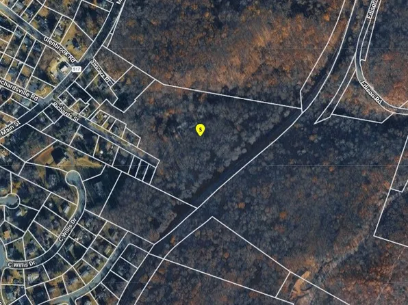 23 Richards St, Ogdensburg, NJ 07439