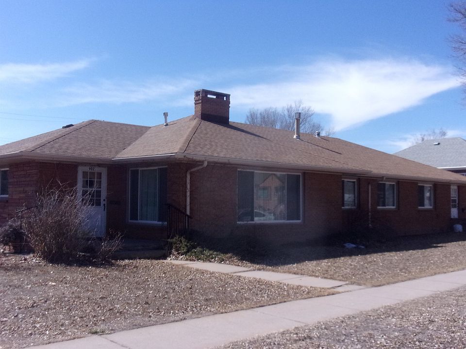 1st image of 902-904 W 2nd Street