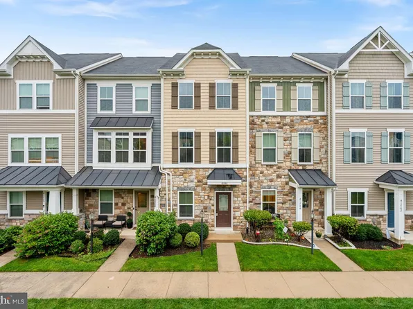 41746 McMonagle Sq, Aldie, VA 20105