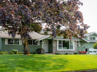 224 Wedgewood Dr, Eugene, OR 97404