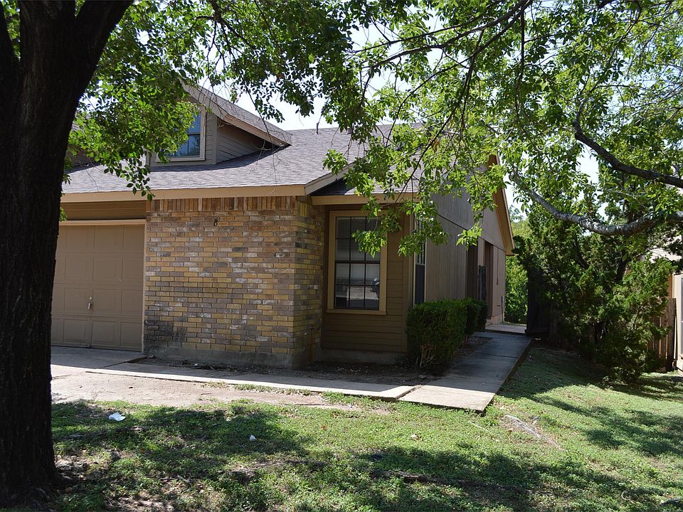 1st image of 615 Rollingway Dr APT A