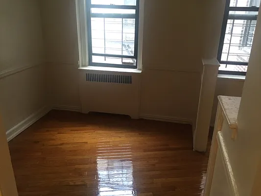 Rented by PMG Real Estate  | media 12