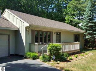 6691 Cedar Brook Dr, Oscoda, MI 48750