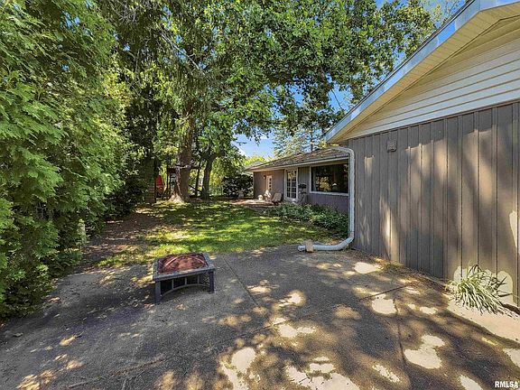 4th image of 3 Wilmette Dr