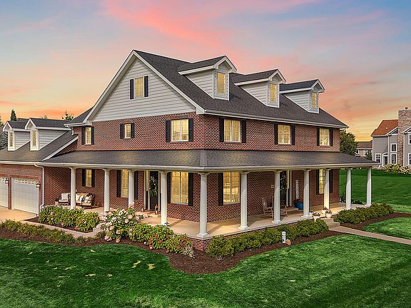 2nd image of 1040 Kilarney Rd