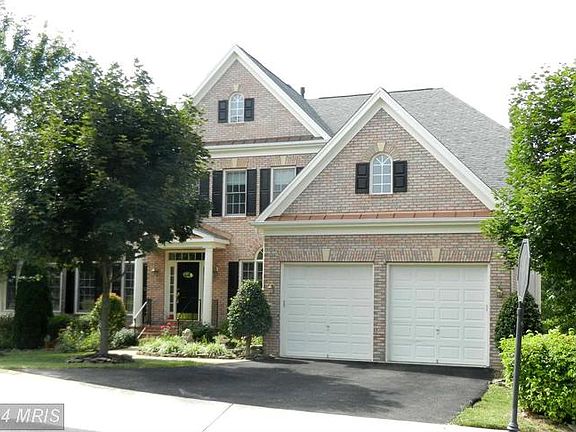 2nd image of 10118 Daniels Run Way