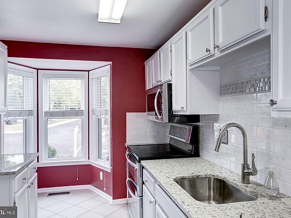 4th image of 5872 Wescott Hills Way