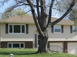 608 3rd St, Underwood, IA 51576