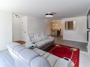 709 Berkeley Woods Dr, Duluth, GA 30096