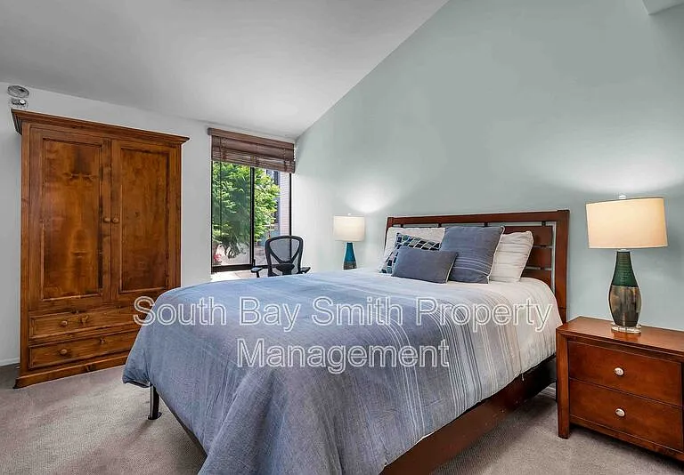 420 Palos Verdes Blvd — Photo 27