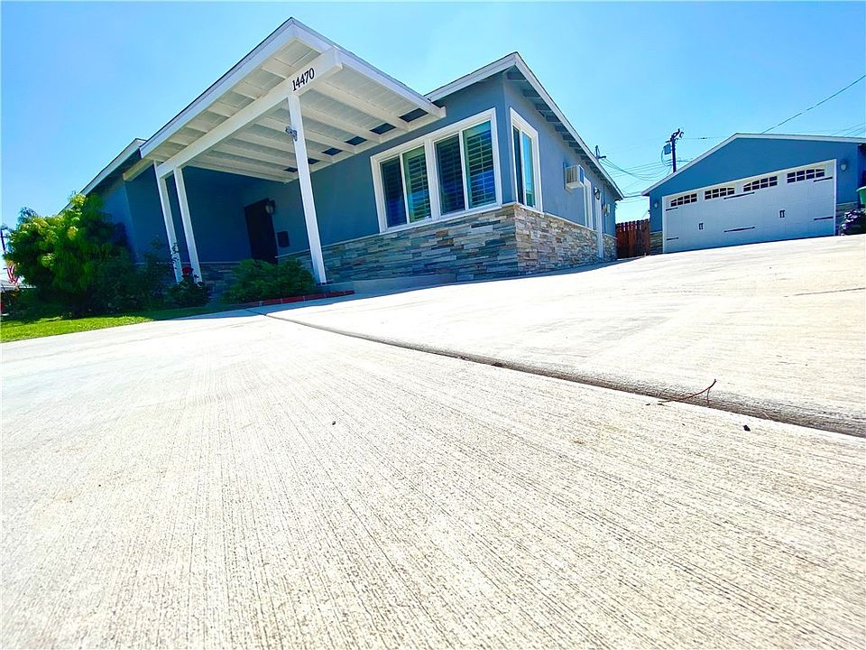 1st image of 14470 Chere Dr