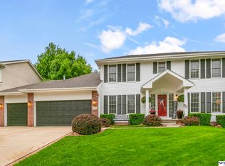 17515 Karen St, Omaha, NE 68135