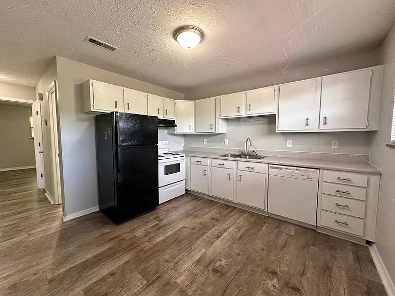 Rand Stockton Apartment Homes — Photo 110