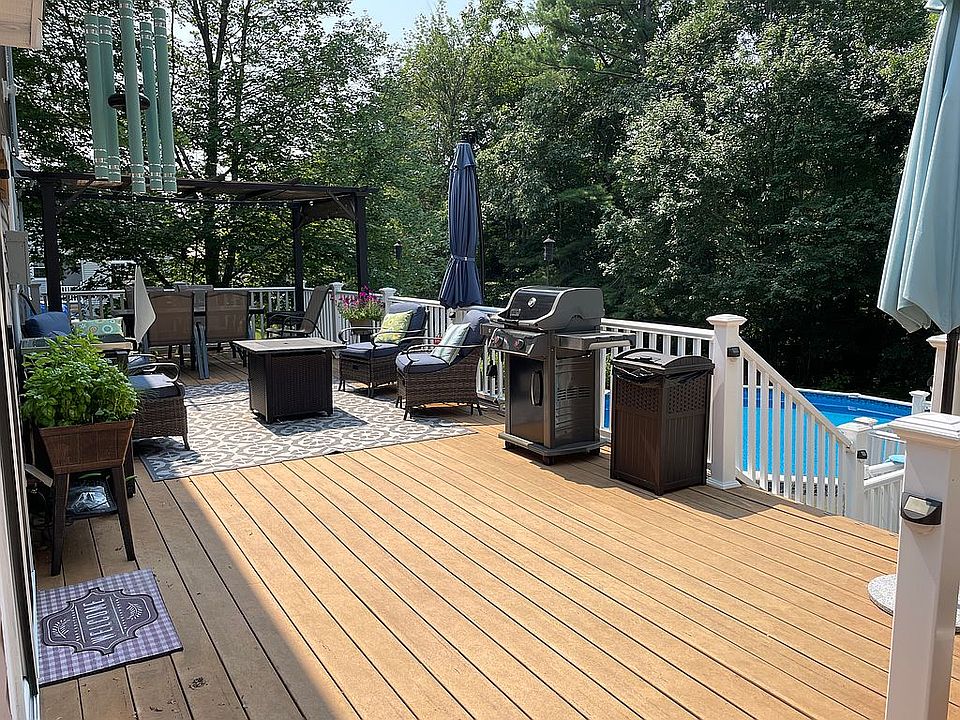 2nd image of 438 Nadine Dr