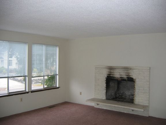 4th image of 7615 13th Ave NE