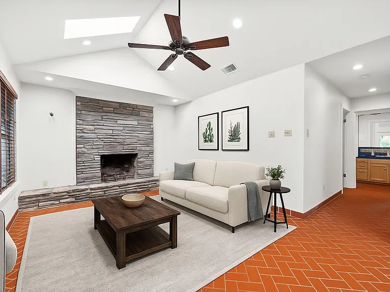1601 West Ln #A — Photo 4