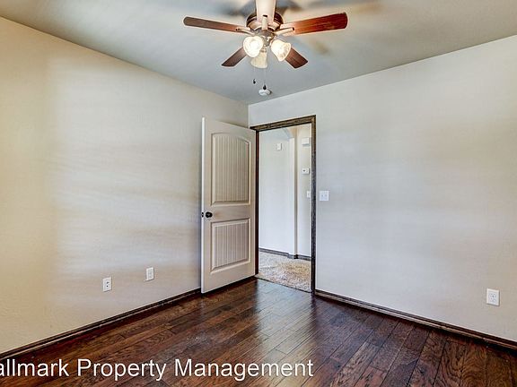 4th image of 8937 SW 55th St #B