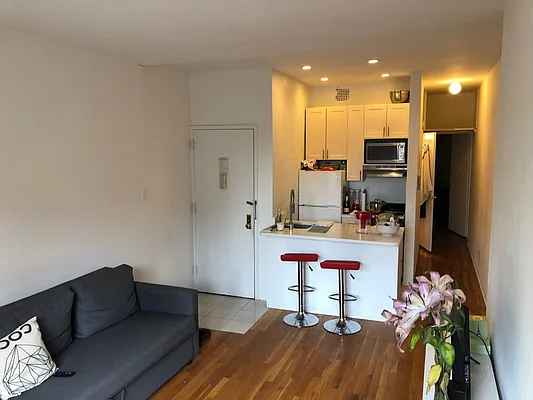 Rented by Sky Management | media 36