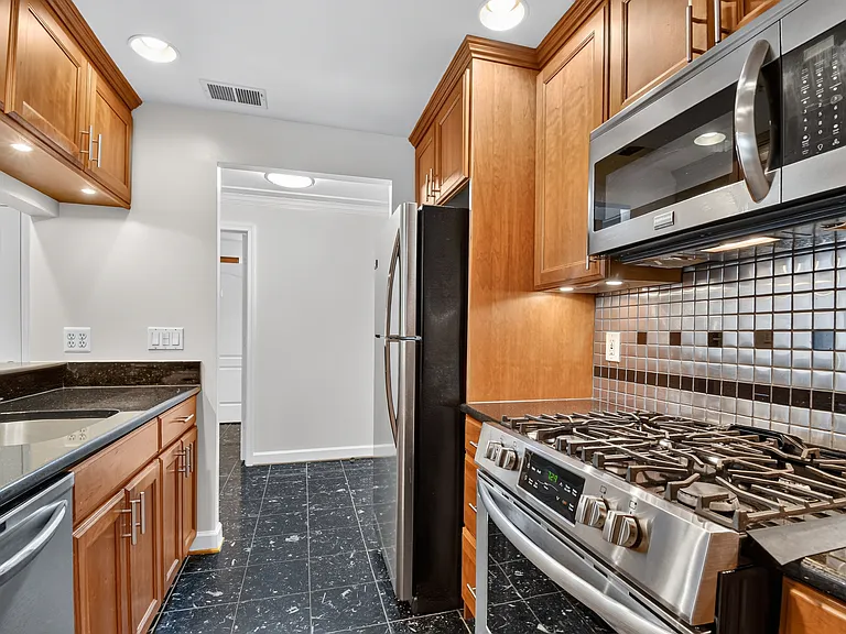 901 N Monroe St #314 — Photo 5