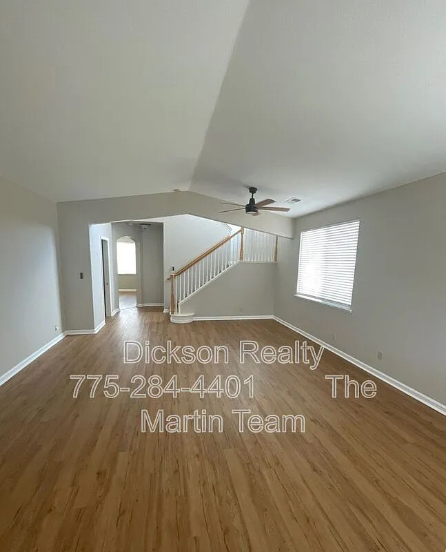 4 bed, 2.5 bath, 2080 sqft, $2,950 — Photo 2