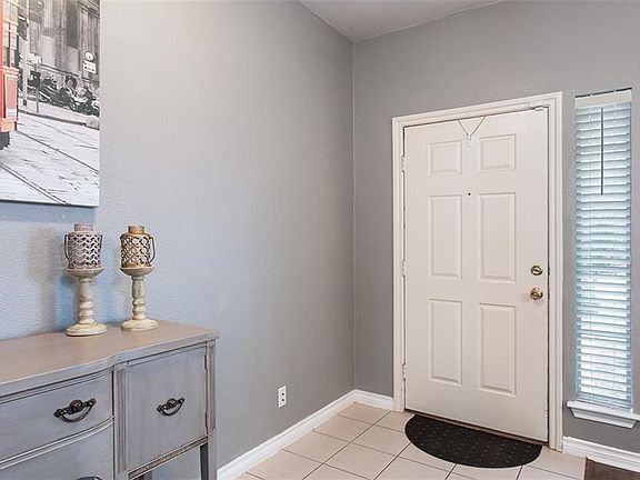 5th image of 1426 San Carlos Dr