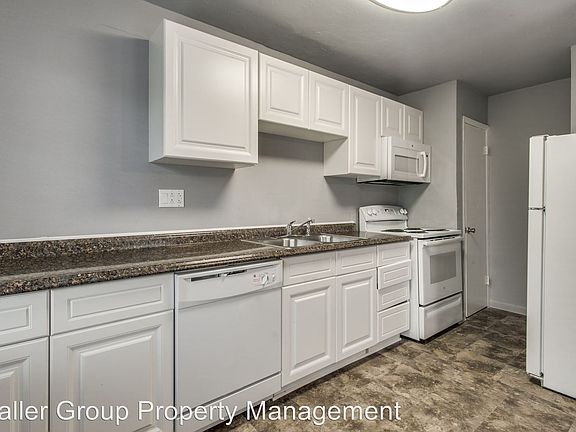 4th image of 3604 San Jacinto St APT 104