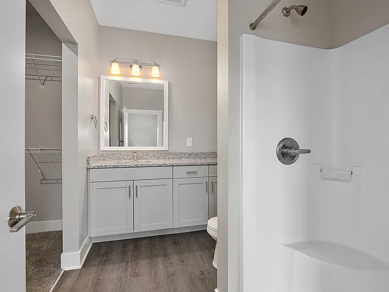 Reserve Flats — Photo 11